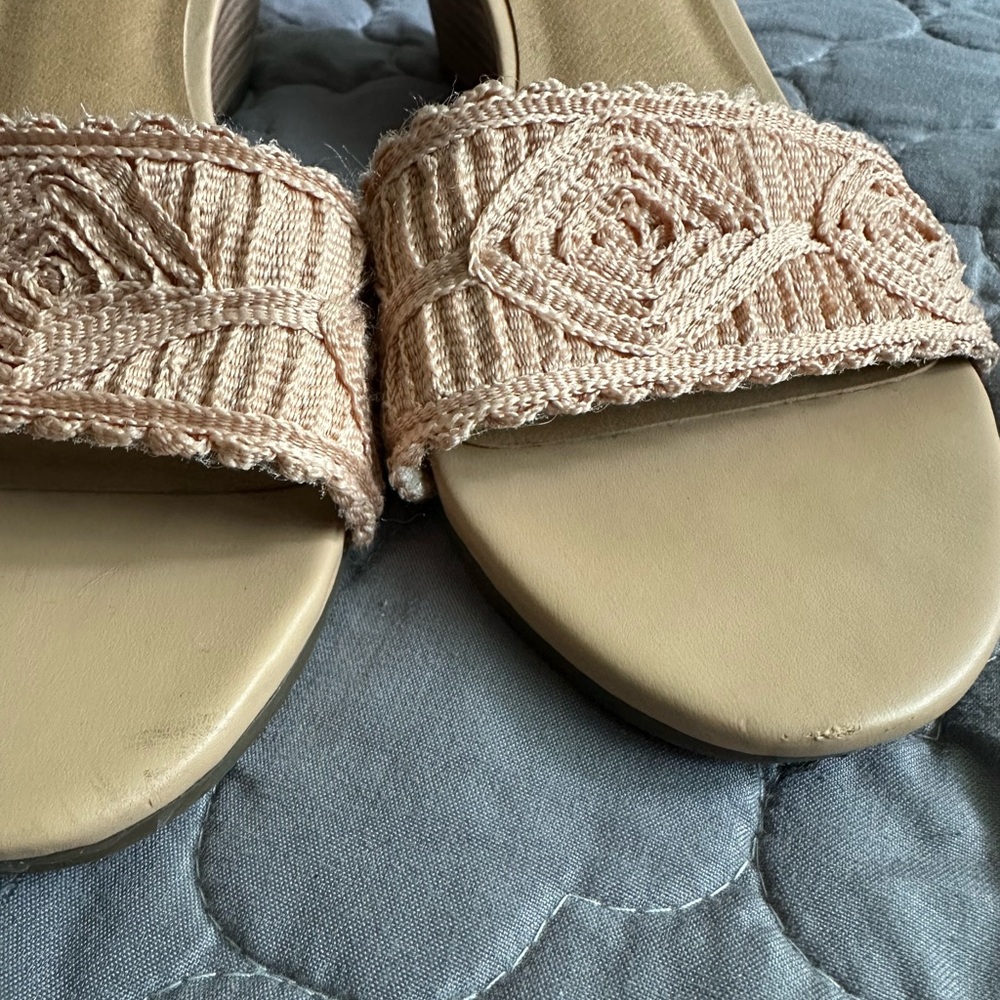 Lucky Brand Peach Leather Embroidered Ankle-Strap Wedge Sandal - Picture 6 of 7